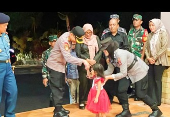 Kapolres Bintan AKBP Riky Iswoyo, S.I.K., M.M mengucapkan Selamat Natal 2024 dan menyambut Tahun Baru 2025 kepada seluruh masyarakat Kabupaten Bintan yang merayakan.