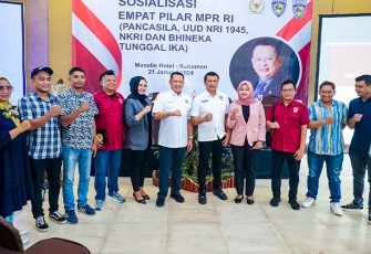 Bamsoet dalam Sosialisasi Empat Pilar MPR RI di hari ke-4 di Dapil-7 Jawa Teengah bersama keluarga besar IMI Kabupaten Kebumen, di Hotel Mexolie, Kebumen, Minggu (21/1/24).