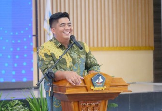 Bupati Bintan Roby Kurniawan