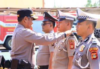 Kapolres Oku Timur Pimpin Laporan Kenaikan Pangkat Personel
