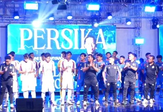 Launching Jersey dan Tim Persika Karanganyar 2025-2026, di Gedung Wanita Karanganyar, Rabu (26/11/2025) malam.