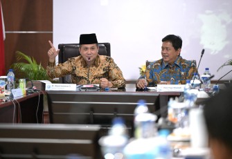 Sekjen Kementerian Transmigrasi Danton Ginting Munthe