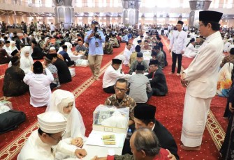 Menag Nasaruddin Umar menghadiri Nikah Massal di Istiqlal, Sabu (28/6/2027)