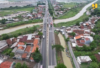 Kementerian Pekerjaan Umum (PU) melalui Direktorat Jenderal Bina Marga berkomitmen untuk terus konsisten mengembangkan jaringan konektivitas nasional melalui pembangunan infrastruktur jalan dan jembatan