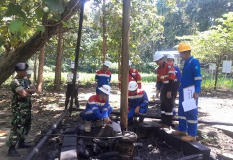 Salah satu sumur minyak tua di wilayah Ledok kecamatan Sambong saat dilakukan verifikasi oleh tim Pertamina, SKK Migas dan Pertamina EP Cepu Field, beberapa waktu lalu