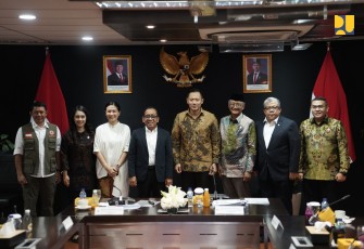 Foto bersama usai acara
