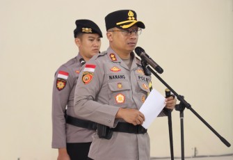 Kapolres Natuna saat Pimpin Sertijab Kabag Logistik, Kasat Binmas dan Kapolsek Midai
