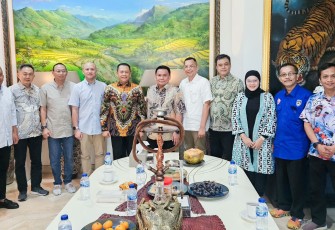 Bamsoet saat menerima Panitia Jakarta Formula E 2025 di Jakarta, Kamis (9/1/25).
