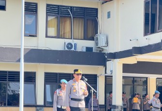 Kapolres Bitung AKBP Albert Zai saat memimpin pelantikan Pamapta Polres Bitung