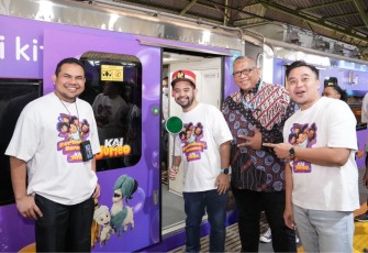 Kementerian Ekonomi Kreatif (Kementerian Ekraf) mendukung kolaborasi PT Kereta Api Indonesia (KAI) Persero dan Visinema melalui livery Jumbo di kereta api jarak jauh