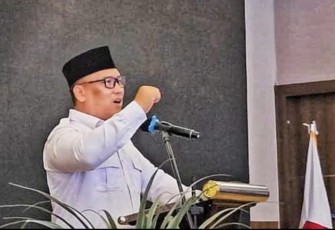 Wakil Gubernur Kepri, Nynyang Haris Pratamura, menghadiri rapat konsolidasi yang diselenggarakan oleh Partai Gerindra Kepulauan Riau di Aula Hotel Aston & Residence Pelita, Kota Batam, pada Senin (11/08/2025)