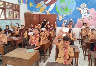 Siswa SD Tulis Permintaan Menu dan Ucapan Terima Kasih untuk Presiden Prabowo
