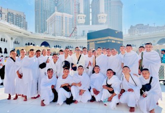 Prajurit KRI Diponegoro-365 Laksanakan Ibadah Umroh 