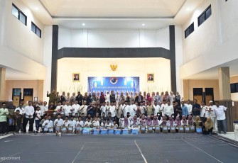 Kharismaau 98 dan Yatim-Piatu Buka Bersama