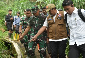 Peninjauan Lokasi Longsor Petungkriyono