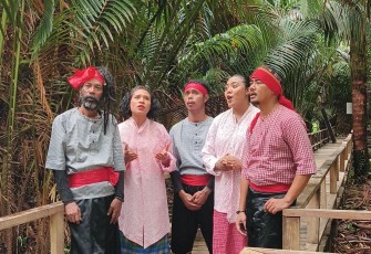Papa Mama Pung Pasang dari Ambon 