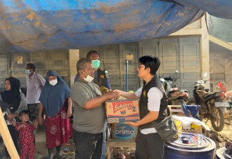 Bea Cukai Langsa saat Salurkan Bantuan untuk Korban Banjir Aceh Tamiang