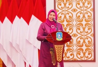 Bunda PAUD Provinsi Kepri Dewi saat membuka pelatihan pengembangan diri pendidik PAUD.