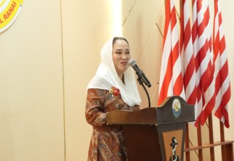 Bupati Natuna, Cen Sui Lan