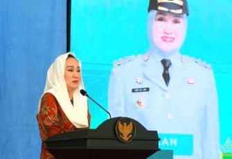 Bupati Natuna, Cen Sui Lan