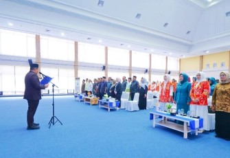 Bupati Bintan Roby Kurniawan SPWK saat Lantik dan Kukuhkan Pengurus TP-PKK Bintan, Tim Pembina Posyandu dan Pengurus Dekranasda