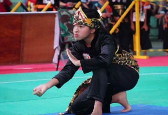 Christin Ariel Latuheru pesilat putri dari SDN Tasikmadu 2, Malang