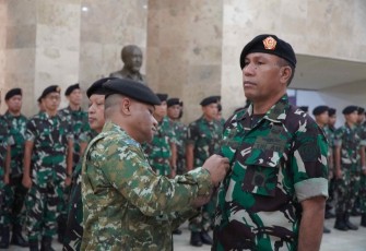 Kolonel Sus Gerardus Maliti resmi jabat Waka Pusjarah TNI, Senin (13/10)