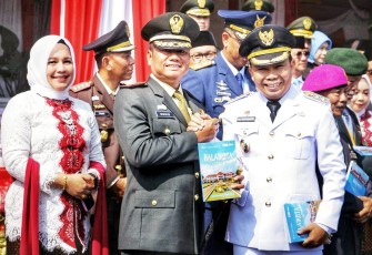 Danrem 083/Baladhika Jaya saat Ikuti Upacara HUT ke-80 RI di Balai Kota Malang