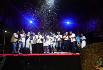 Pesta kembang api malam pergantian tahun di Koarmada III 