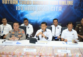 Konferensi pers mabes Polri di Jakarta, Senin (20/1)