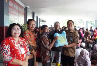 Rutan Kelas I Medan Gelar Bakti Sosial kepada Keluaraga Warga Binaan Berupa.Paket Sembako