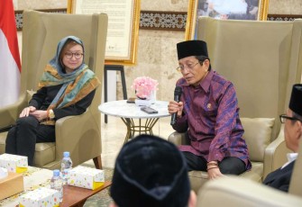Wamenekraf Irene Umar bersama Menag Nasaruddin Umar di Jakarta, Kamis (6/2)