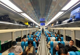 Penumpang KA Blambangan Ekspres 