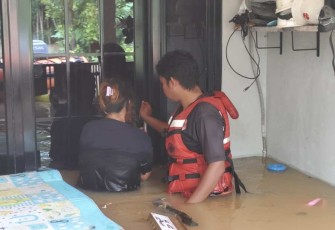 Banjir yang merendam wilayah Kabupaten Bekasi, Jawa Barat, Selasa (4/3)