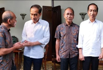David Santosa bersama Joko Widodo di Solo