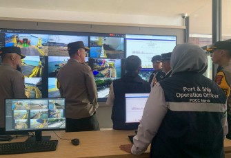 Suasana ruangan POCC PT ASDP Indonesia Ferry 