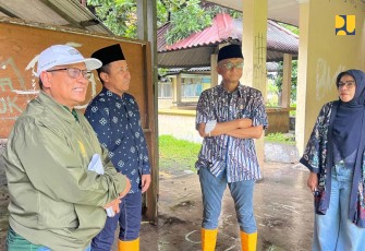 Menteri PU Dody Hanggodo Tinjau Lokasi Usulan Pembangunan Sekolah Rakyat di Jawa Timur