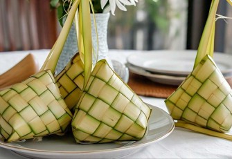 Ketupat Lebaran 