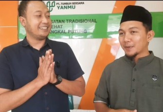 KGPH Hangabehi bersama ustadz Sufyan Al Kayis owner Neo Sangkal Putung 