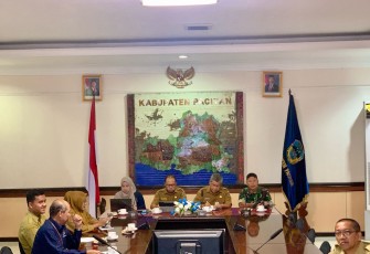 Peran TNI Dalam Upaya Pengendalian Inflasi di Pacitan