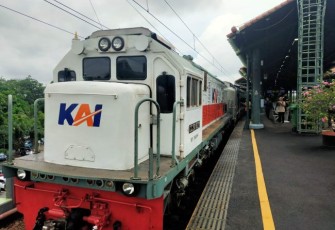 KAI Daop 1 Jakarta Operasikan KA Tambahan Antisipasi Lonjakan Penumpang Long Weekend