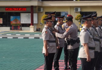 Kapolres Oku Timur Pimpin Sertijab Polsek Jajaran 
