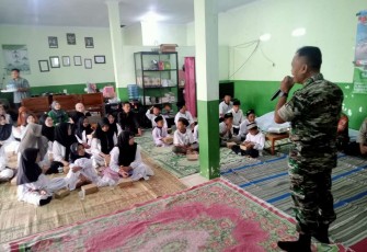 Karya bakti TNI di wilayah Kodim 0801/Pacitan 