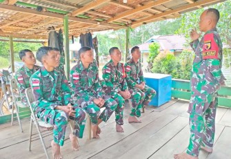 Sosialisasi hukum prajurit Satgas Yonzipur 5/ABW