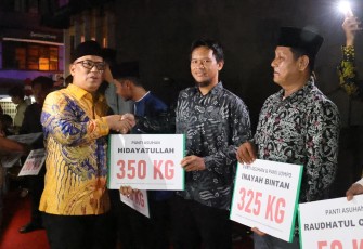 Wakil Gubernur Kepulauan Riau, Nyanyang Haris Pratamura, menghadiri peringatan Hari Raya Waisak 2569 Tahun Buddhis/2025 dalam acara Sannipata Waisak yang digelar di Jl. Merdeka, Tanjungpinang,