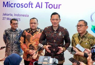 Menekraf Teuku Riefky Harsya saat menghadiri launching 