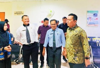 Gubernur Ansar Tinjau Langsung Progres Perbaikan AC Central di RSUD Raja Ahmad Tabib
