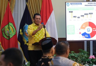 Gubernur Provinsi Kepulauan Riau (Kepri) H. Ansar Ahmad menjamu Ketua Dewan Perwakilan Daerah (DPD) Republik Indonesia Sultan Bachtiar Najamudin dalam sebuah jamuan makan malam yang berlangsung hangat di Gedung Daerah, Tanjungpinang, Minggu (8/6)