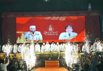 Gubernur Bengkulu Helmi Hasan Buka Festival Tabut 2025 