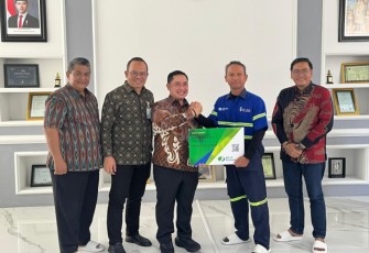 Dewas BPJS Ketenagakerjaan Agung Nugroho Apresiasi Pekerja PT. RMI di Kabupaten Blitar (Foto : Klikwarta.com)